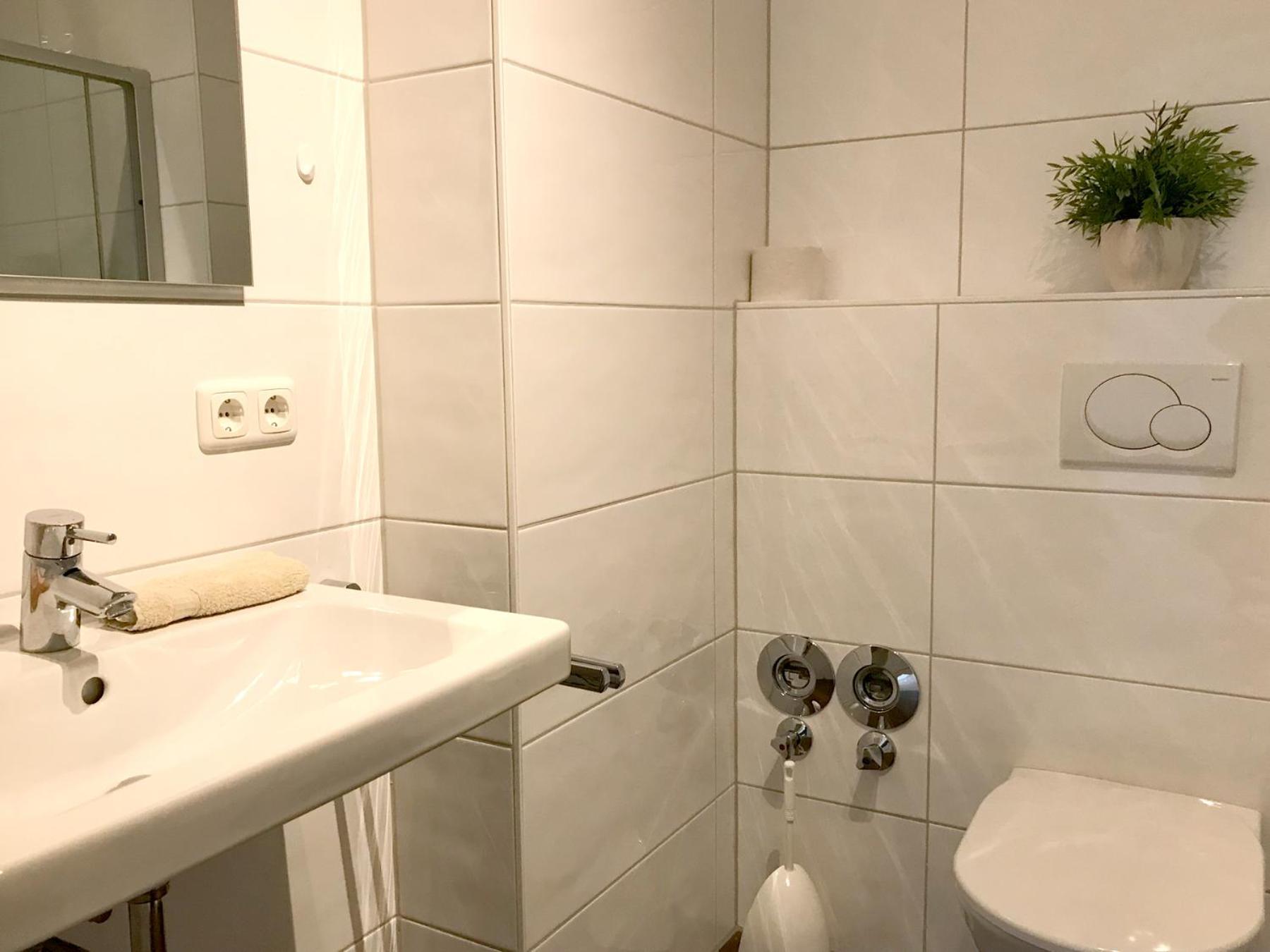 Ferienwohnung Seetraum - Hoch Ueber Dem See, Grosszuegig Mit Grossem Balkon Kressbronn am Bodensee Luaran gambar