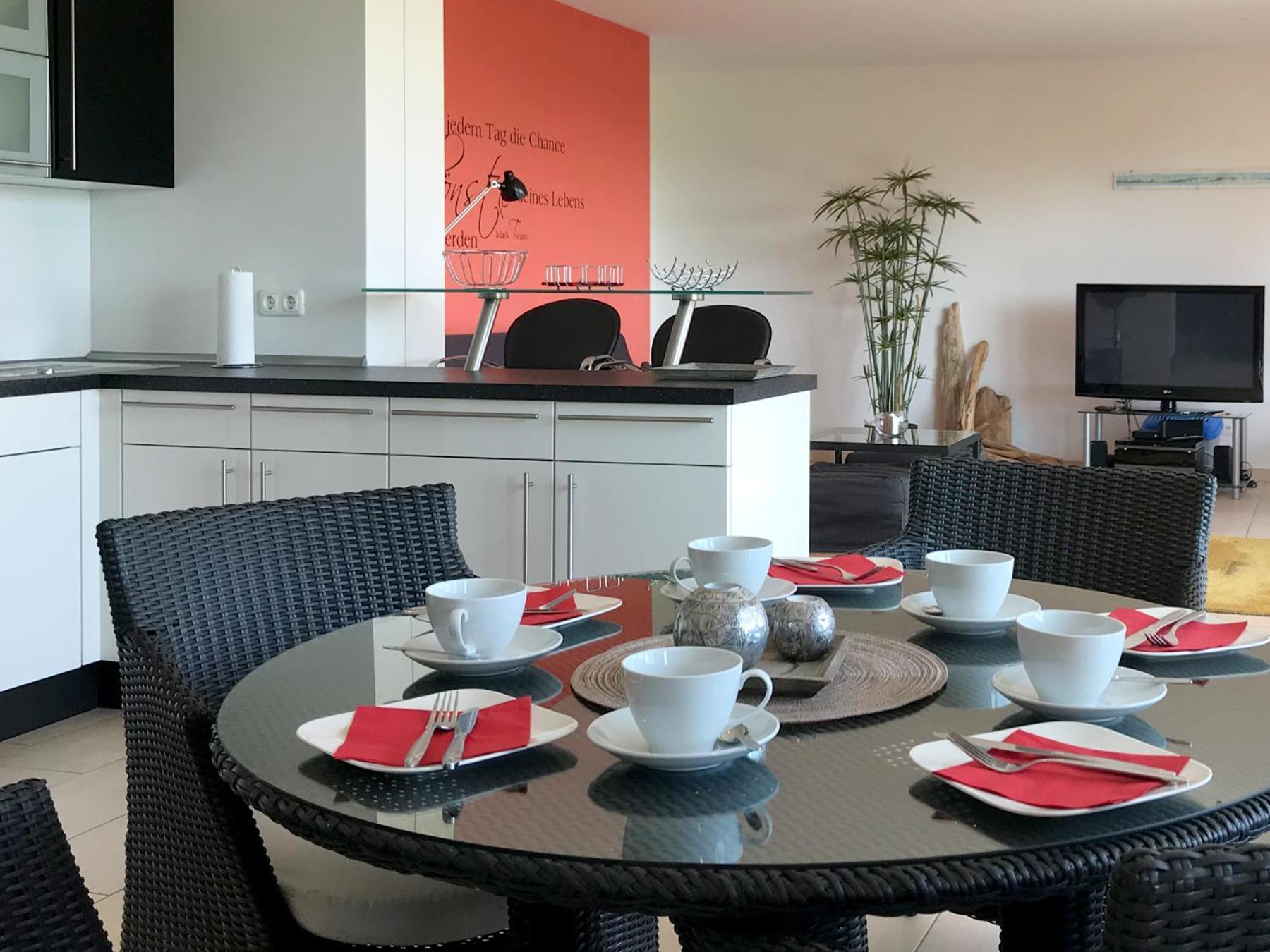 Ferienwohnung Seetraum - Hoch Ueber Dem See, Grosszuegig Mit Grossem Balkon Kressbronn am Bodensee Luaran gambar