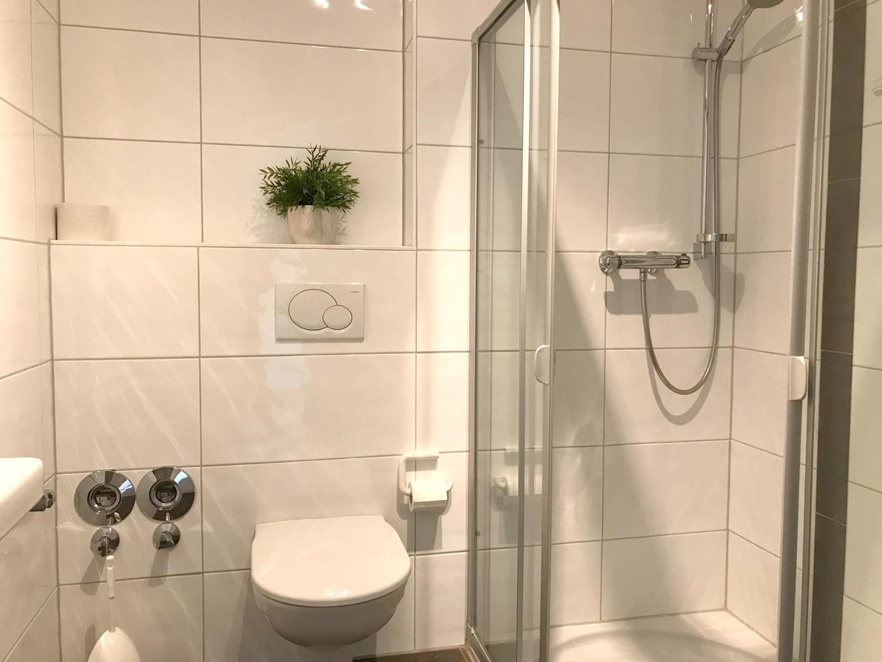 Ferienwohnung Seetraum - Hoch Ueber Dem See, Grosszuegig Mit Grossem Balkon Kressbronn am Bodensee Luaran gambar