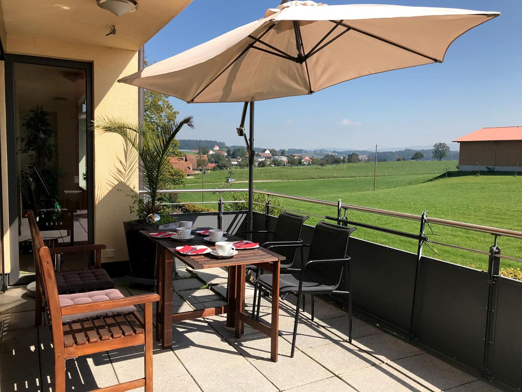 Ferienwohnung Seetraum - Hoch Ueber Dem See, Grosszuegig Mit Grossem Balkon Kressbronn am Bodensee Luaran gambar